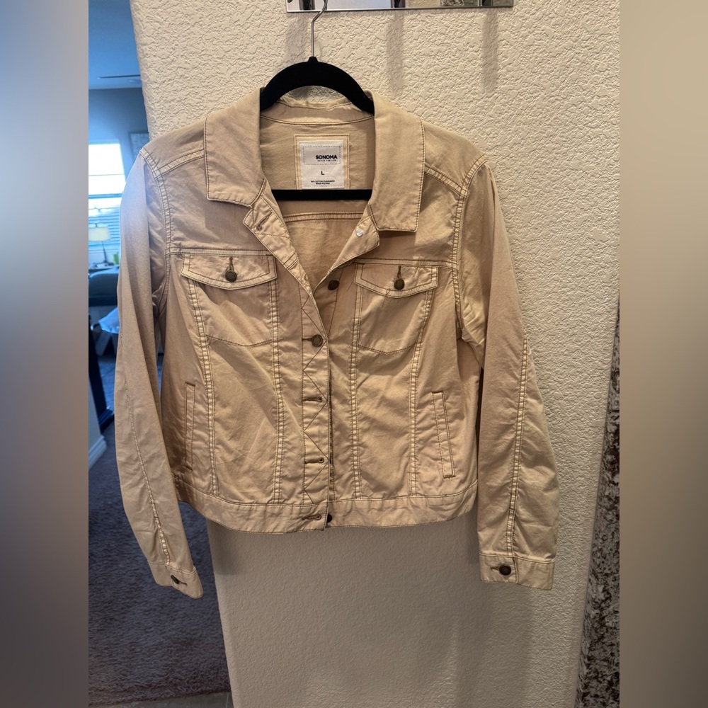 Women's Cream Utility Jacket. NWOT